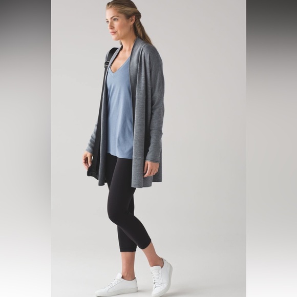 Lululemon Love Tee IV Blue Denim - Picture 3 of 9